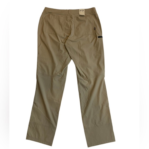 New REI Trailmade Pants - Men's - Mushroom Taupe (light khaki) 34” x 32” - Picture 4 of 9
